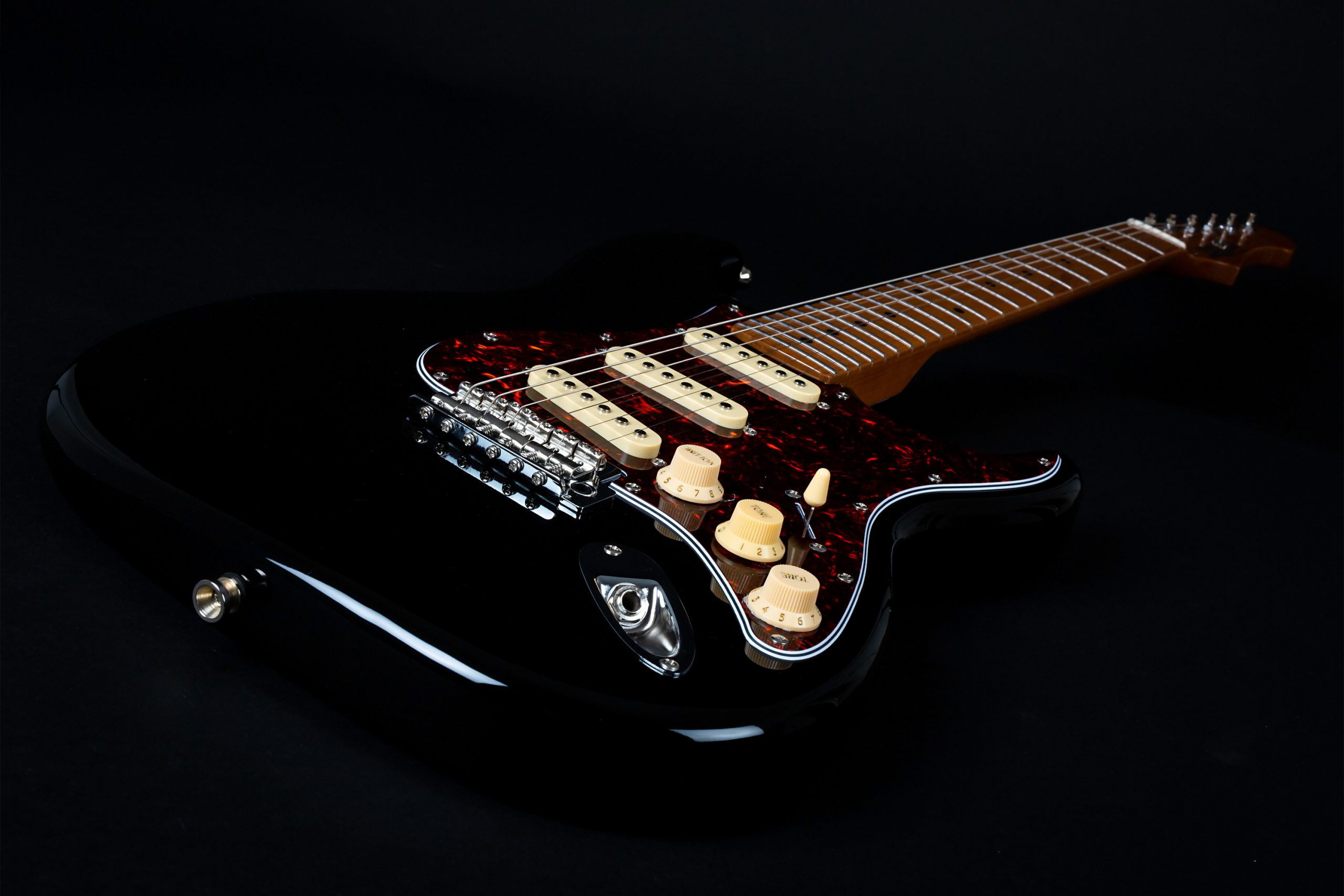 Jet Guitars Js300 Bl 3s Trem Mn - Black - Guitarra eléctrica con forma de str. - Variation 2