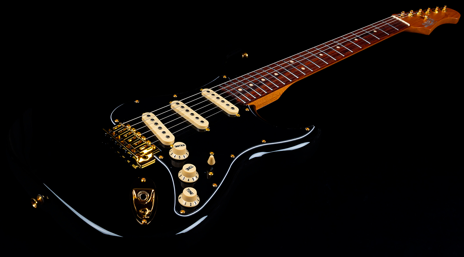 Jet Guitars Js380 Bk G 3s Trem Rw - Black - Guitarra eléctrica con forma de str. - Variation 2