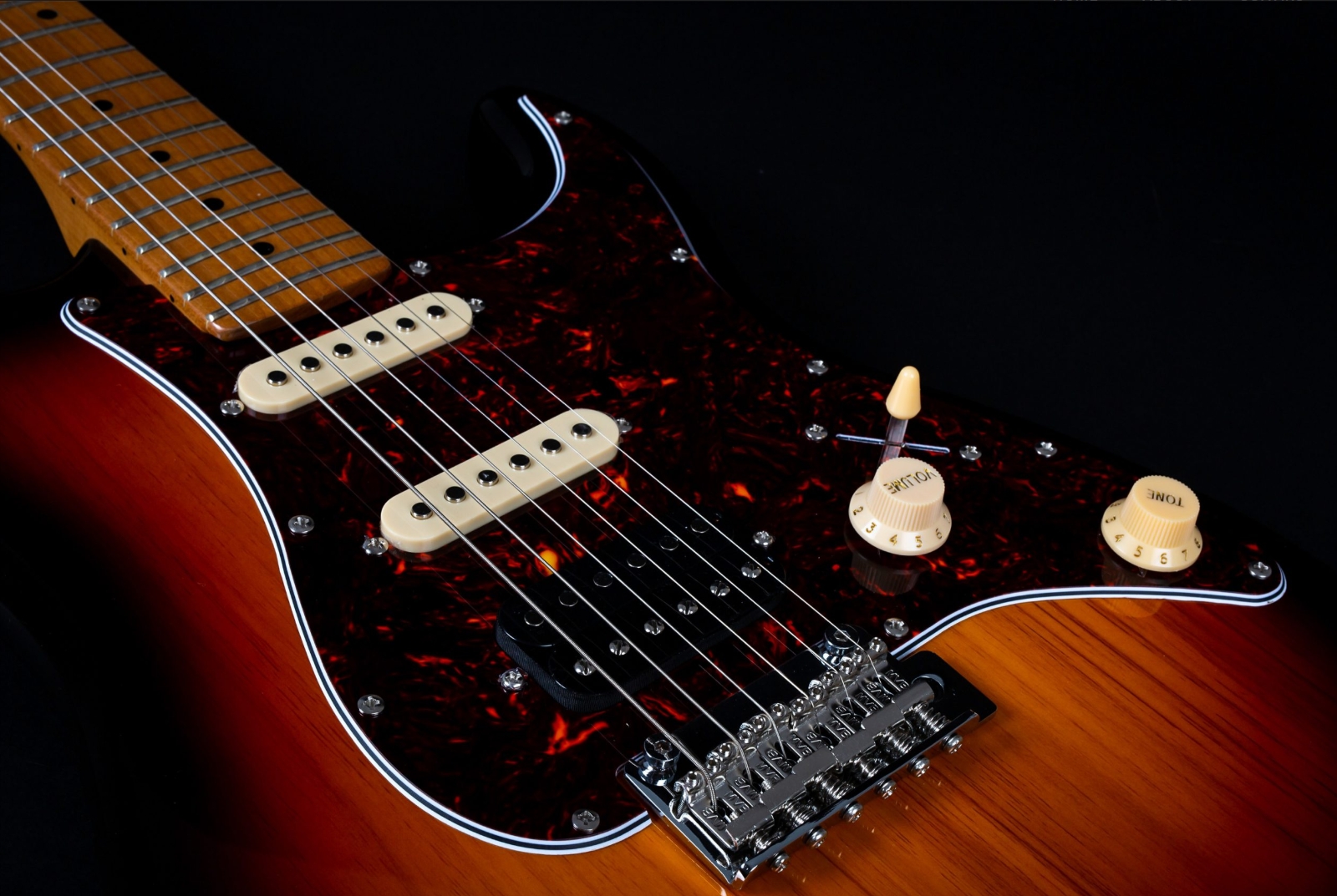 Jet Guitars Js400 Sb Hss Trem Mn - Sunburst - Guitarra eléctrica con forma de str. - Variation 3