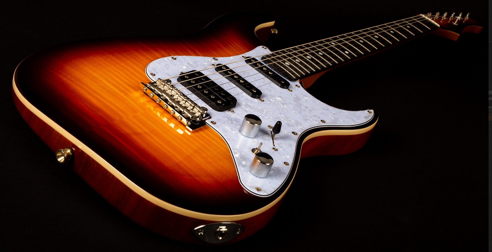 Jet Guitars Js600 Bs Trem Hss Eb - Sunburst - Guitarra eléctrica con forma de str. - Variation 2