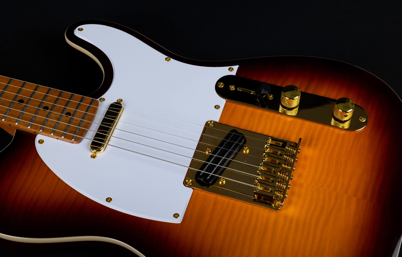 Jet Guitars Jt600 Bs G Hs Ht Gh Mn - Tobacco Burst - Guitarra eléctrica con forma de tel - Variation 4