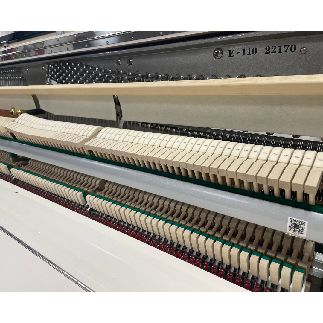 Kleber E 110 - Piano vertical - Variation 1