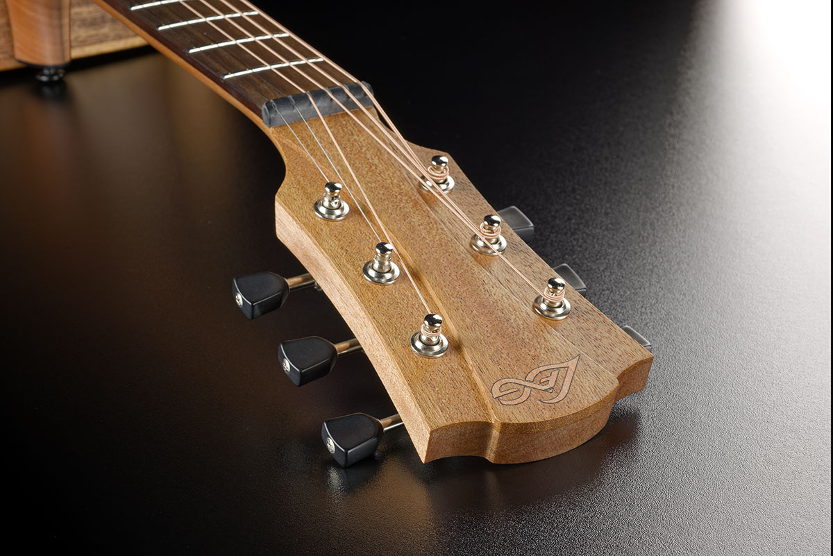 Lag T70te Travel Epicea Khaya Brb - Natural - Guitarra folk - Variation 5