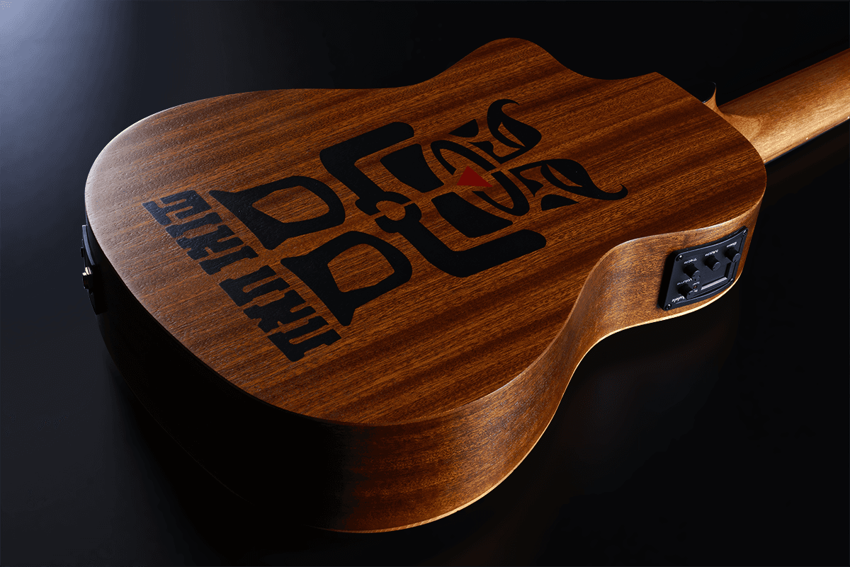 Lag Tkb150fce Mini Bass Fretless Tiki Cw Epicea Acajou +housse - Natural - Bajo acústico - Variation 5