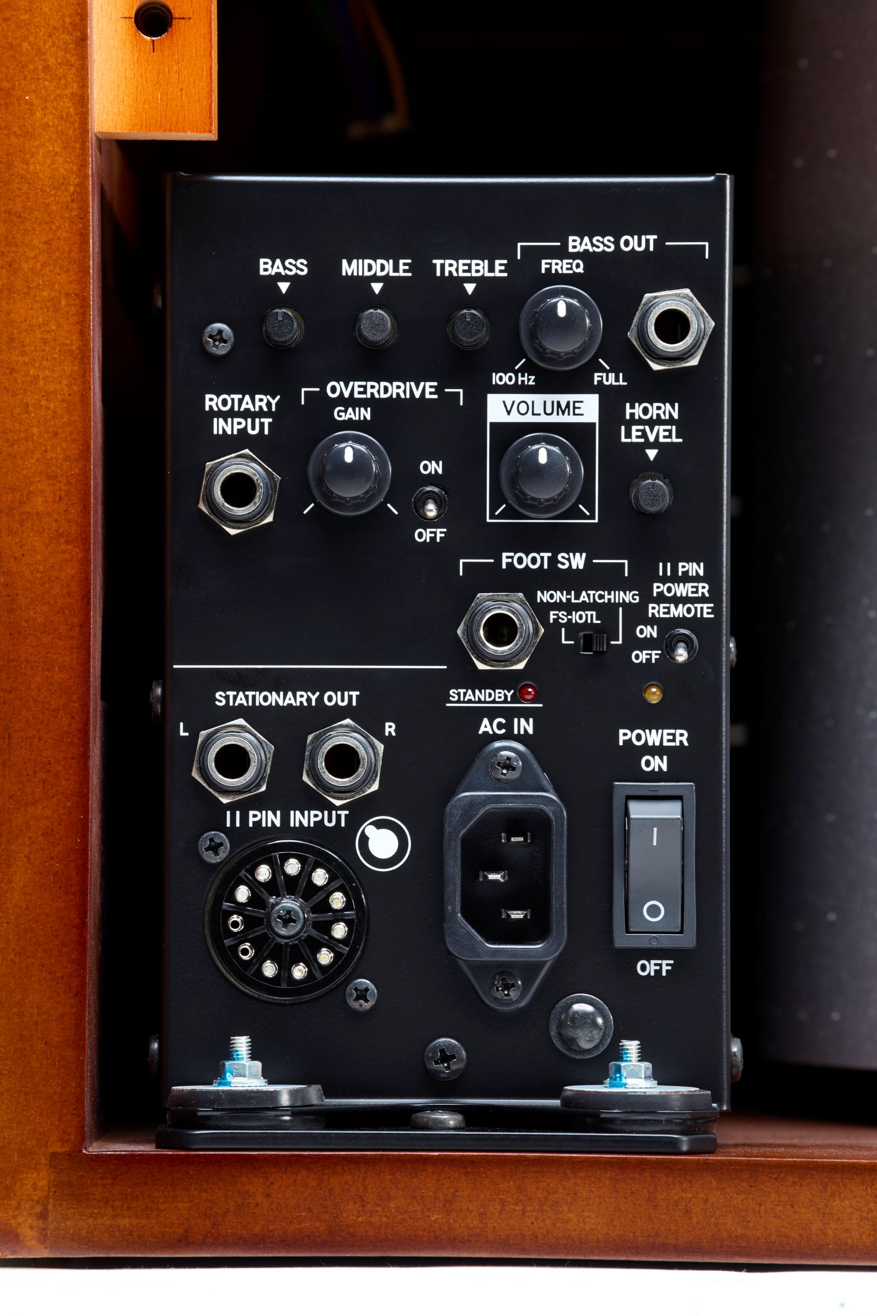 Leslie 3500w - Etapa final de potencia estéreo - Variation 3
