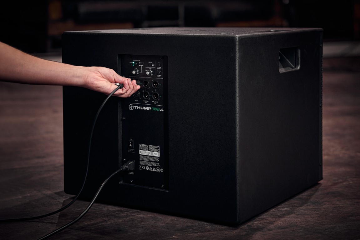 Mackie Thump 18s V4 - Subwoofer activo / bafle activo de bajos - Variation 7