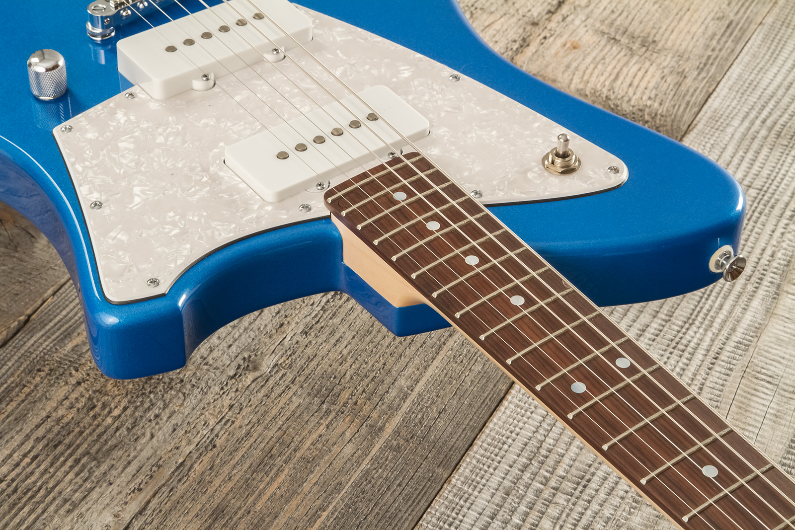 Marceau Guitars Deferlante Standard 2s Trem Pf #s71624 - Lake Placid Blue - Guitarra electrica retro rock - Variation 5