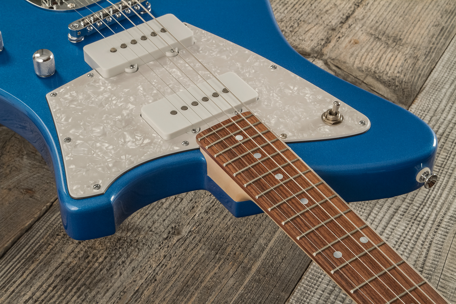 Marceau Guitars Deferlante Standard 2s Trem Pf #s71724 - Lake Placid Blue - Guitarra electrica retro rock - Variation 4