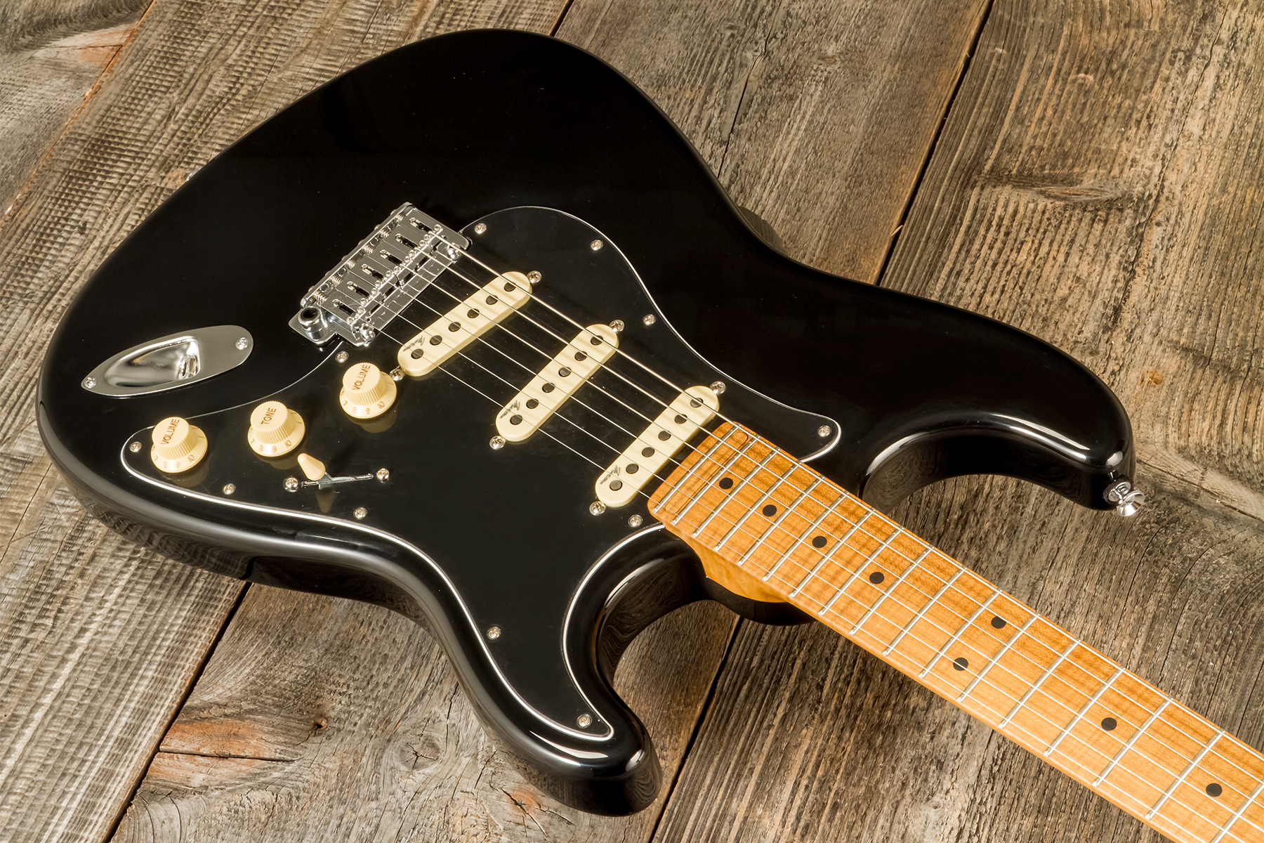 Marceau Guitars Experience Traditional 3s Trem Mn #t226824 - Black - Guitarra eléctrica con forma de str. - Variation 2
