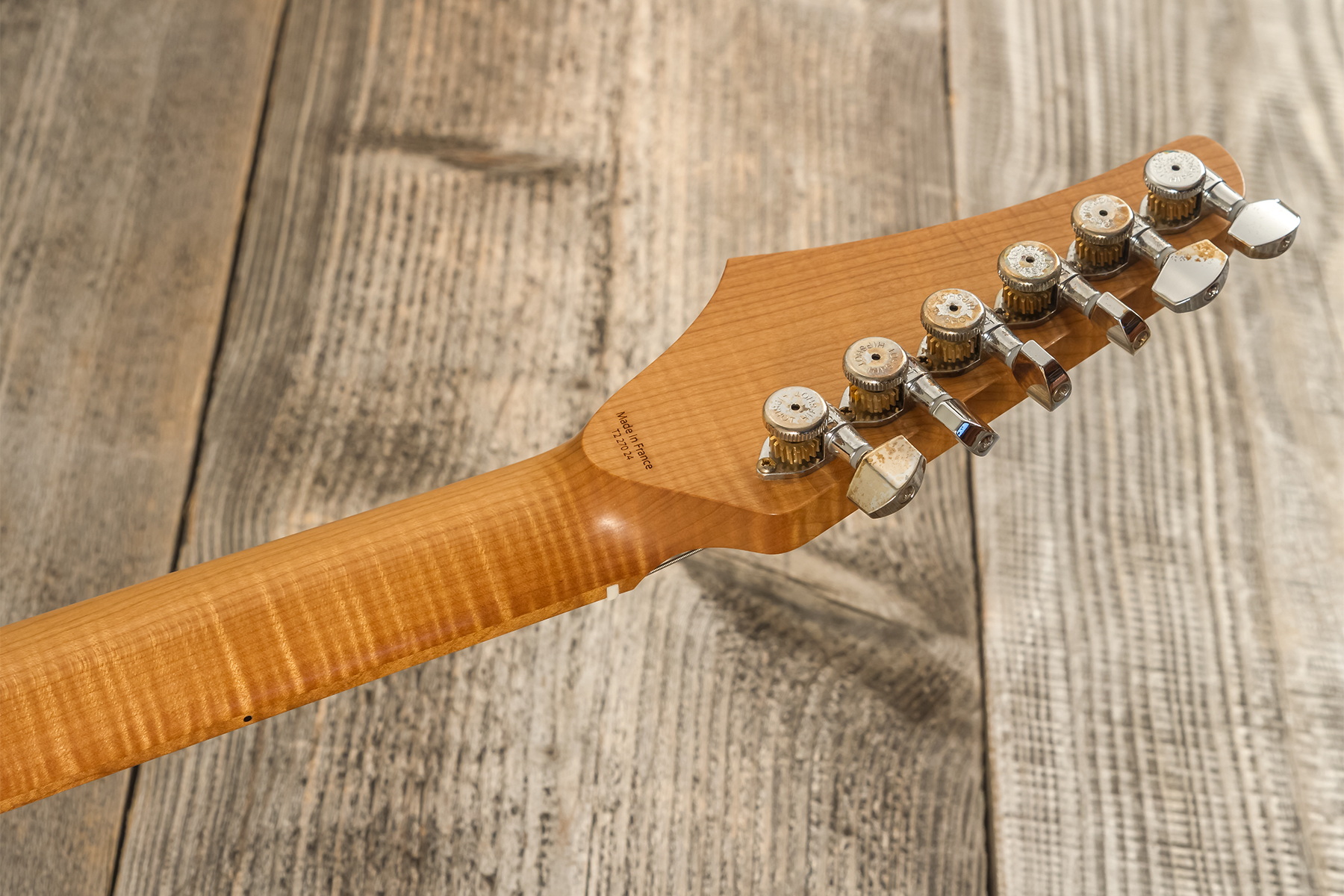 Marceau Guitars Experience Traditional 3s Trem Mn #t227024 - Heavy Relic Burst 3 Tons - Guitarra eléctrica con forma de str. - Variation 10