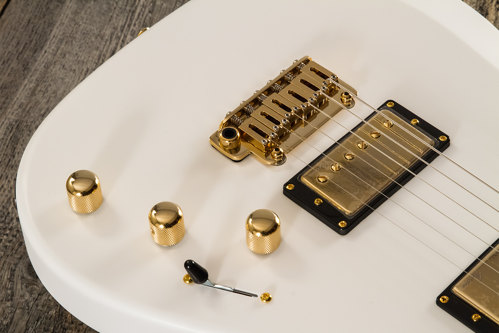 Marceau Guitars Fascinante Standard 2h Trem Ric #s17324 - Arctic White Satin - Guitarra eléctrica con forma de str. - Variation 3