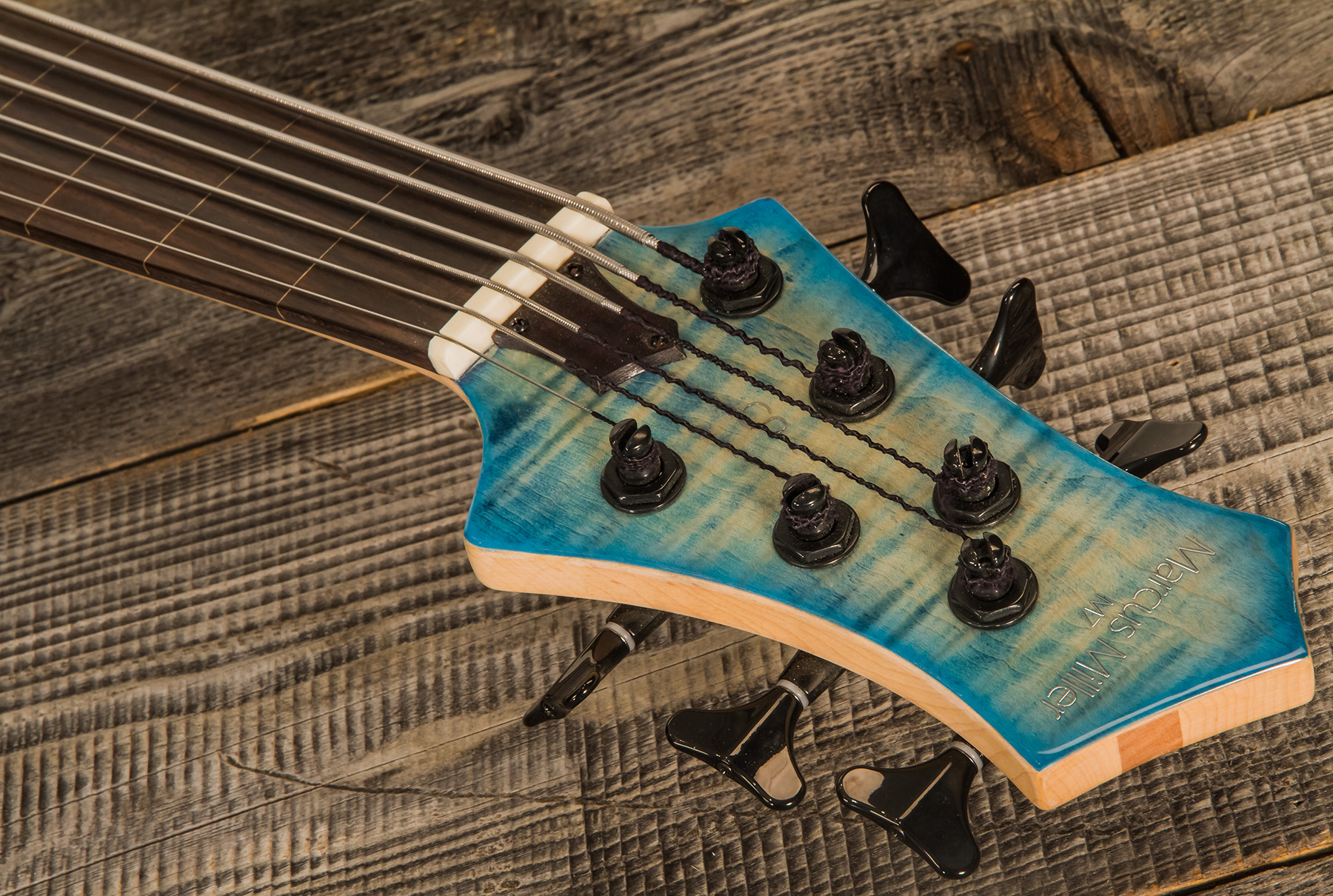 Marcus Miller M7 Swamp Ash 6st Fretless 6c Active Eb - Transparent Blue - Bajo eléctrico de cuerpo sólido - Variation 5