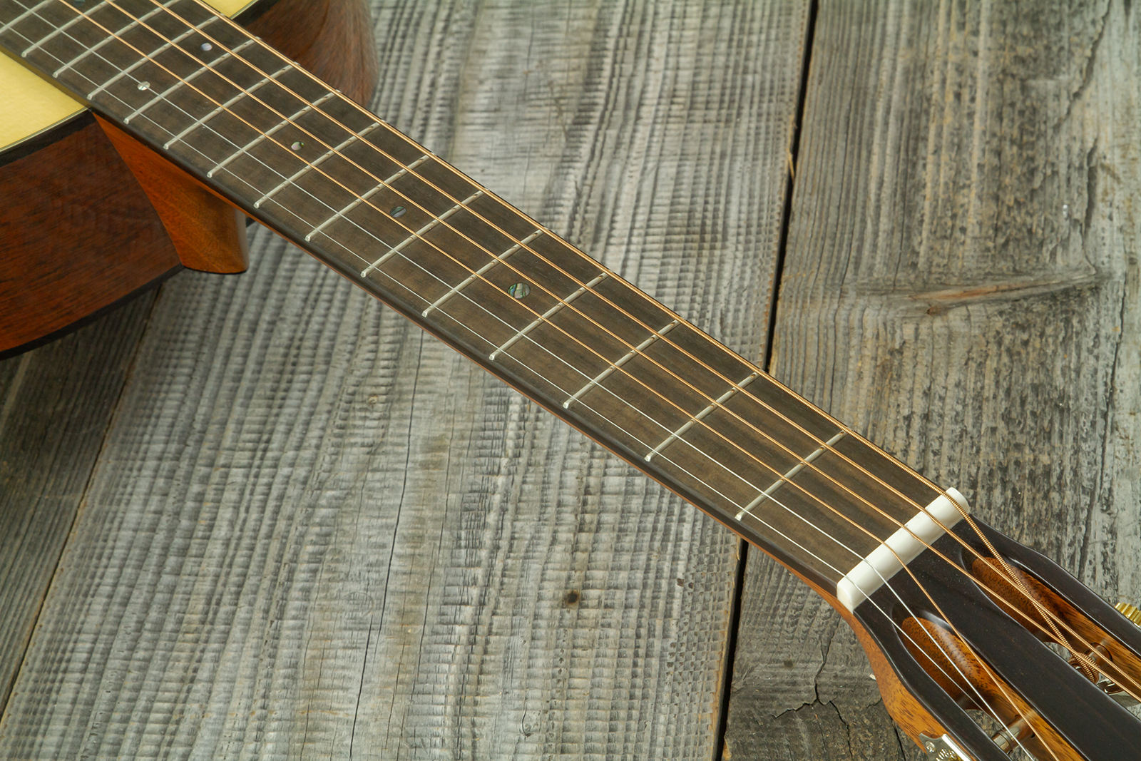 Martin Custom Shop Cs-00-c25004861 Grand Concert Shsc Epicea Adirondack / Acajou Eb #2957971 - Natural Aging Toner - Guitarra folk - Variation 6