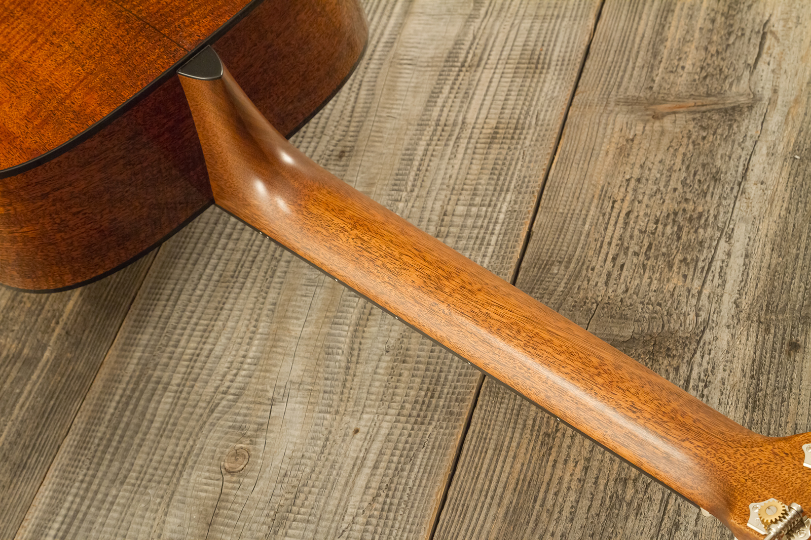 Martin Custom Shop Dreadnought Epicea Sitka / Acajou #2964131 - Natural Aging Toner - Guitarra folk - Variation 10