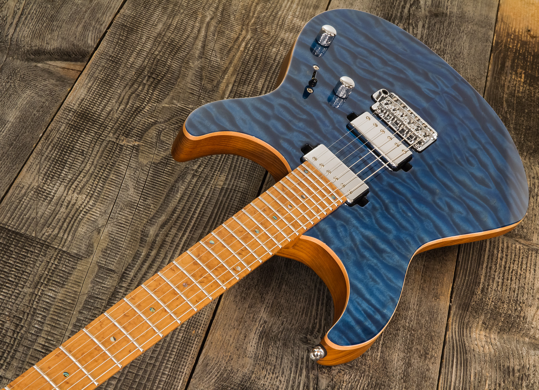 Mayones Guitars Aquila Elite S 6 40th Anniversary 2h Trem Mn #aq2204194 - Trans Blue Gloss - Guitarra eléctrica con forma de str. - Variation 2