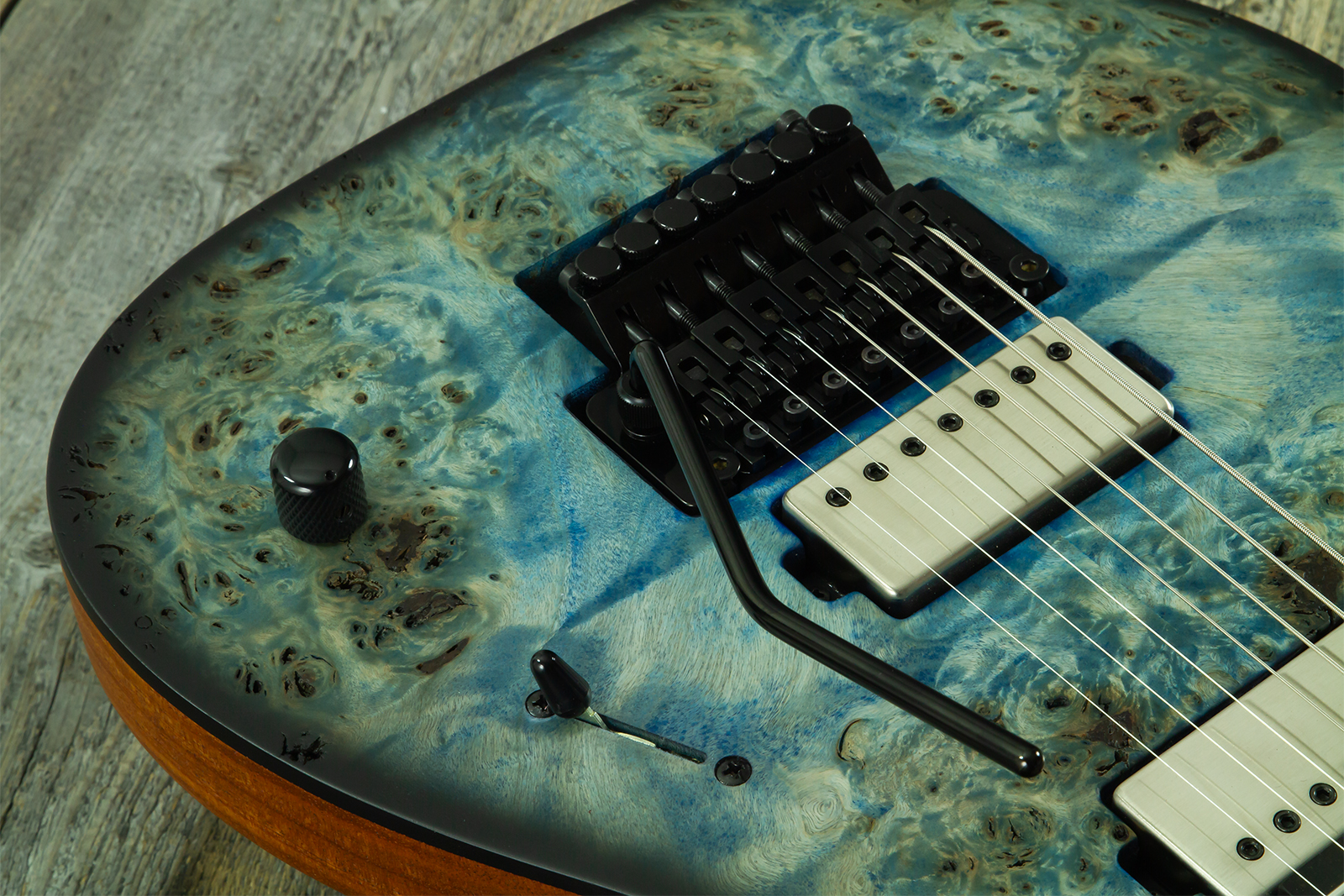 Mayones Guitars Duvell Elite Pro 7c Baryton 2h Velvetrone Fr Eb #df2511178 - Matt Ice Dragon - Guitarra eléctrica barítono - Variation 4