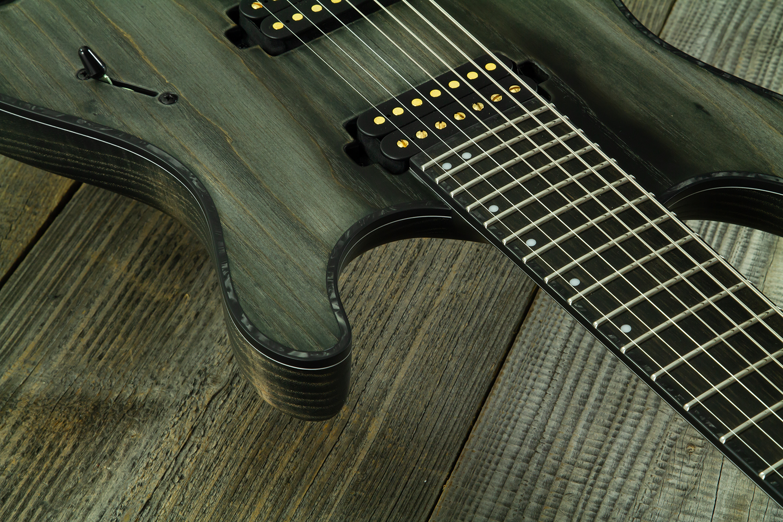 Mayones Guitars Regius Gothic 7c 2h Velvetrone Ht Eb #rf2510207 - Matt Gothic Black - Guitarra eléctrica de 7 cuerdas - Variation 4