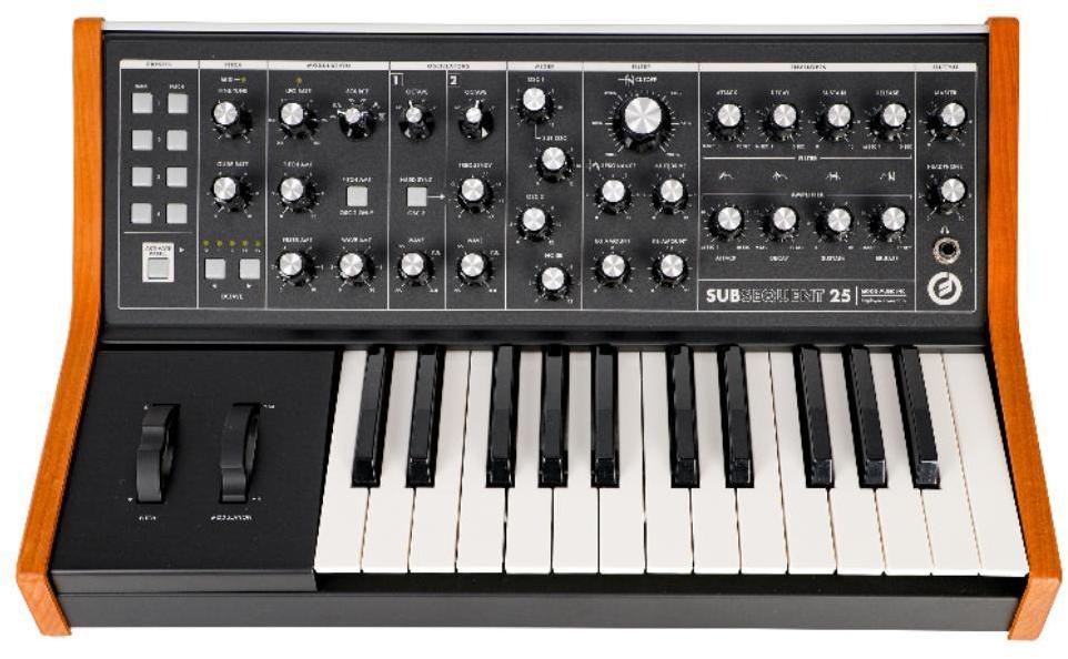 Sintetizador Moog Subsequent 25