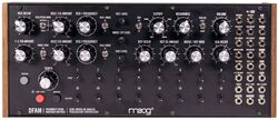 Caja de ritmos Moog DFAM