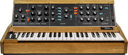 Sintetizador Moog Minimoog Model D-08