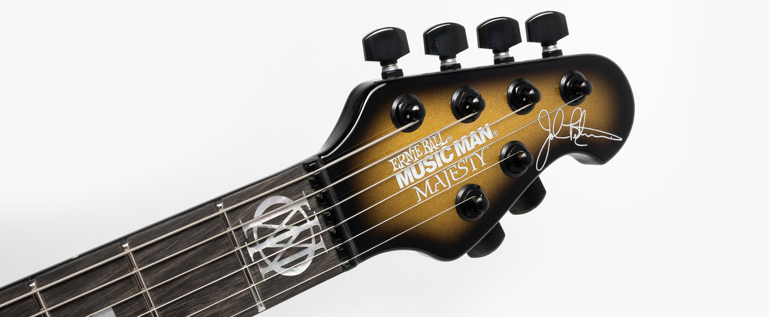 Music Man John Petrucci Majesty 6 Signature 2h Dimarzio Piezo Trem Eb +etui - Gold Eclipse - Guitarra eléctrica de autor - Variation 6