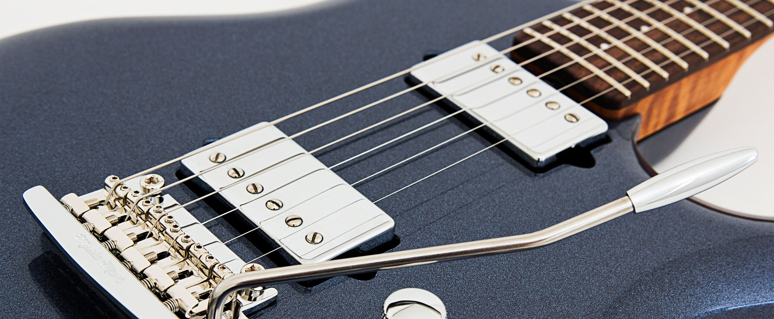Music Man Steve Lukather Iii 3 Signature Hss Trem Rw - Bodhi Blue - Guitarra eléctrica con forma de str. - Variation 3