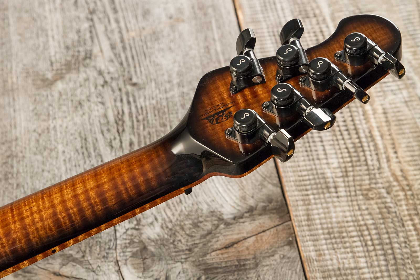Music Man Sabre Ht Bfr Usa 2h Mn Trem - Duello - Guitarra eléctrica con forma de str. - Variation 13