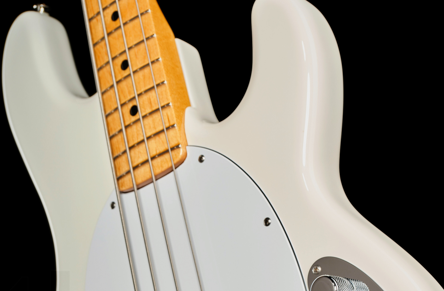 Music Man Stingray Retro 70s Usa Active Mn - White - Bajo eléctrico de cuerpo sólido - Variation 1