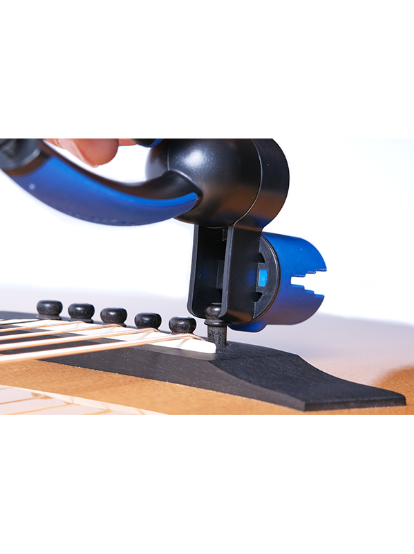 Music Nomad Grip One, Manivelle Tout En 1 Avec Pince Et Retrait Pin - Herramientas multitool - Variation 1