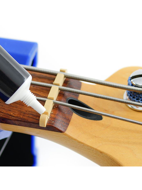 Music Nomad Tune-it, Lubrifiant Pour Instrument À Cordes - Care & Cleaning Guitarra - Variation 4