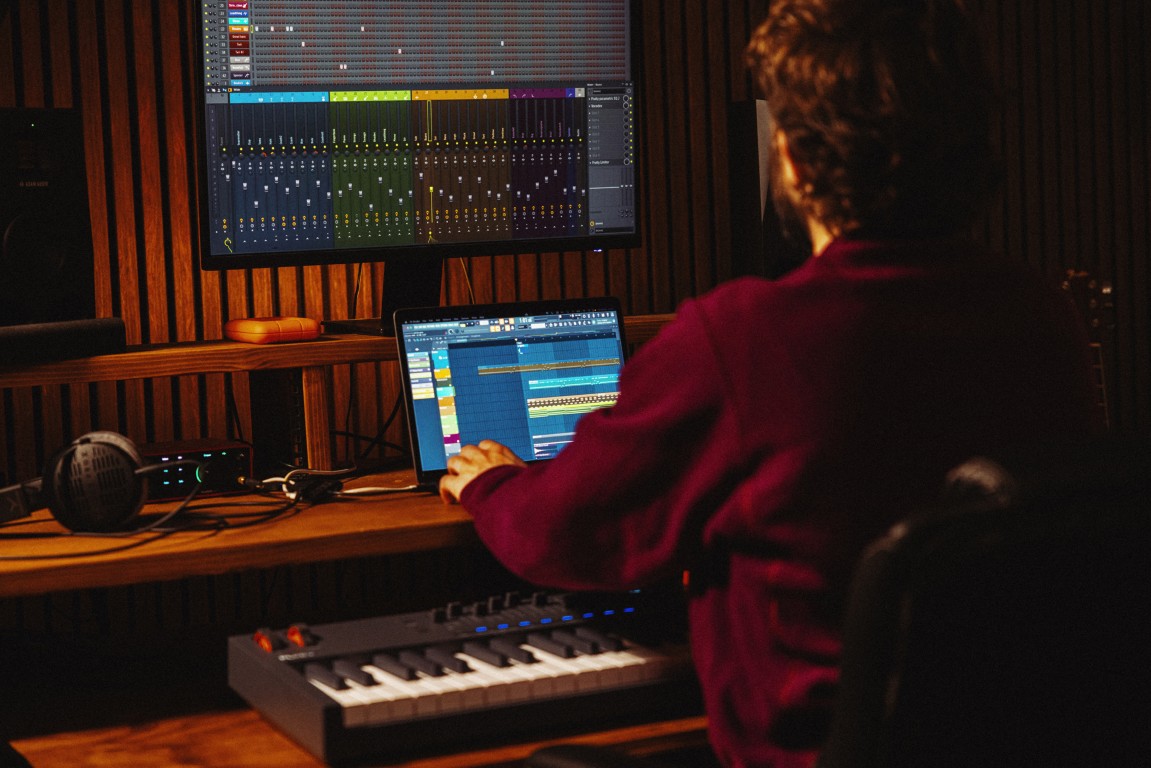 Novation Flkey 2 61 - Teclado maestro - Variation 10
