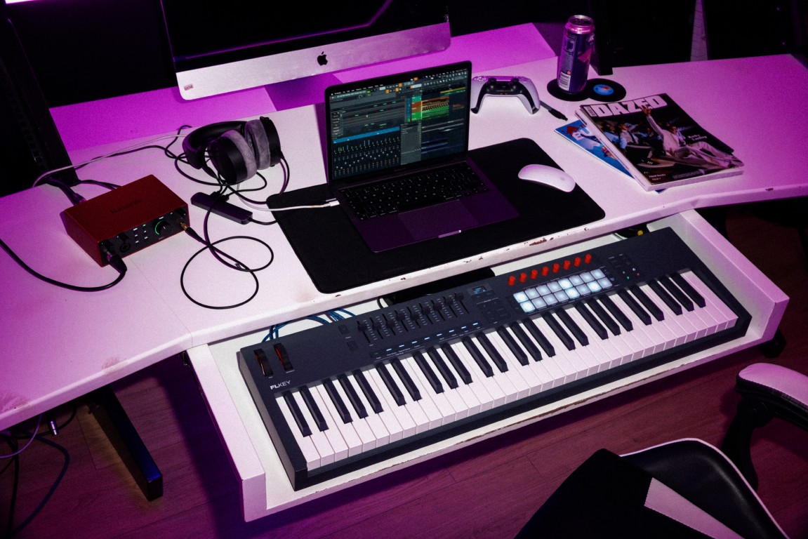 Novation Flkey 2 61 - Teclado maestro - Variation 8