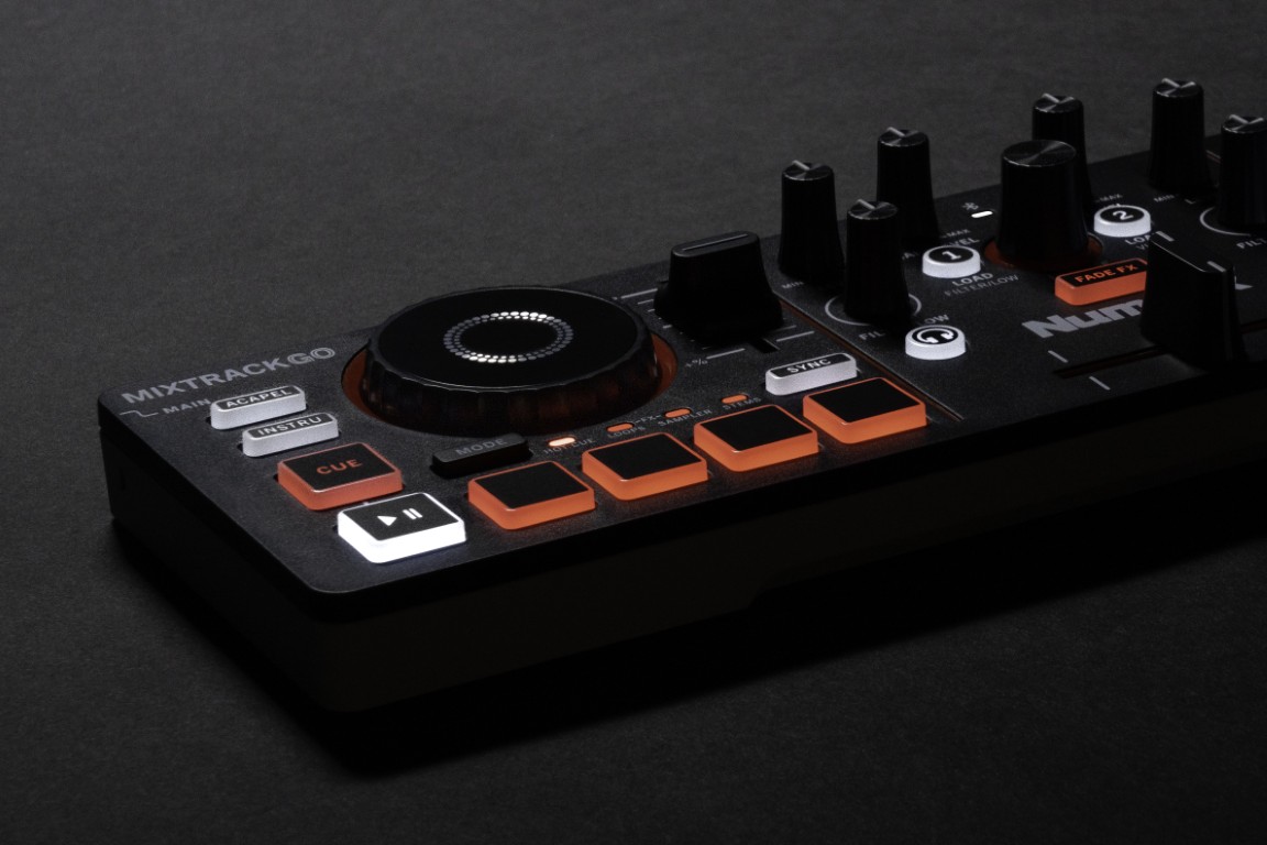 Numark Mix Track Go - Controlador DJ USB - Variation 13