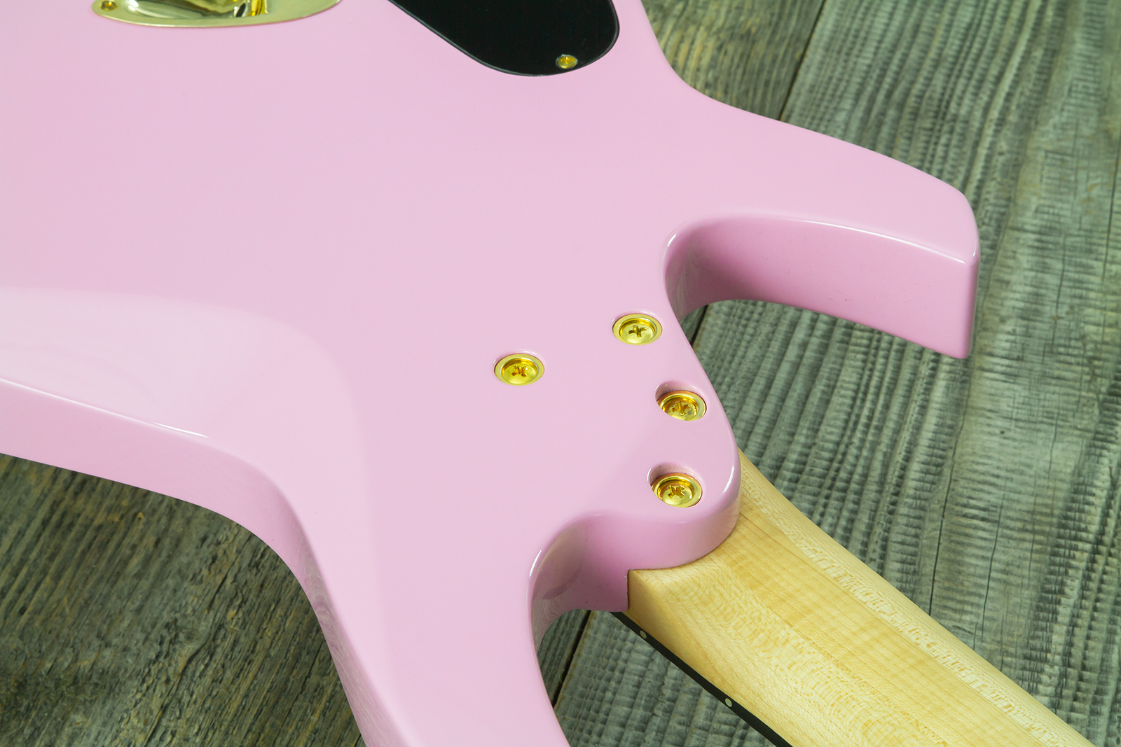 Ormsby Goliath Headless 7 Gtr Run 14 7c Multiscale 2h Ht Eb - Shell Pink - Multi-Scale Guitar - Variation 10