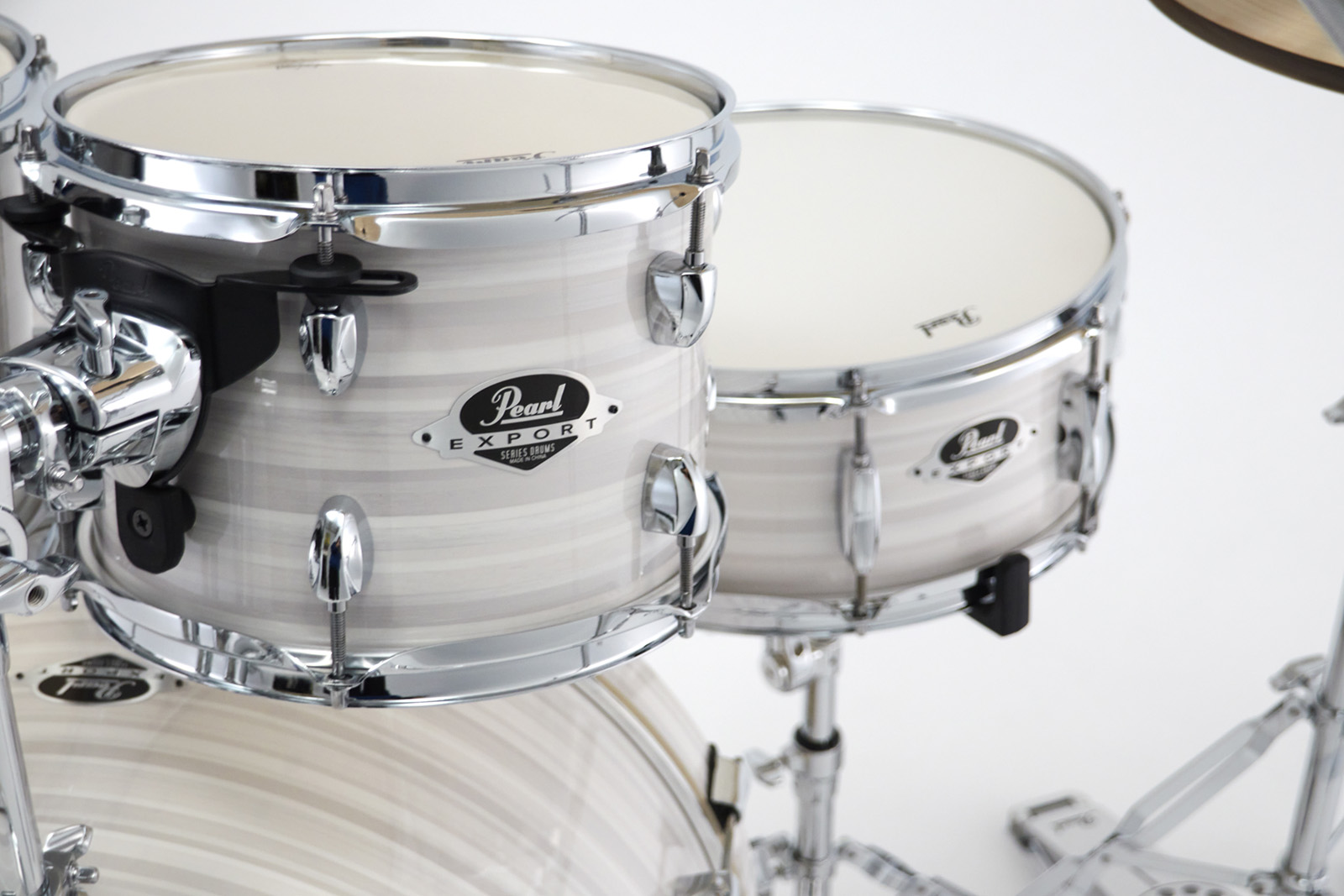 Pearl Export Rock 22'' - 5 FÛts - Slipstream White - Batería acústica rock - Variation 2