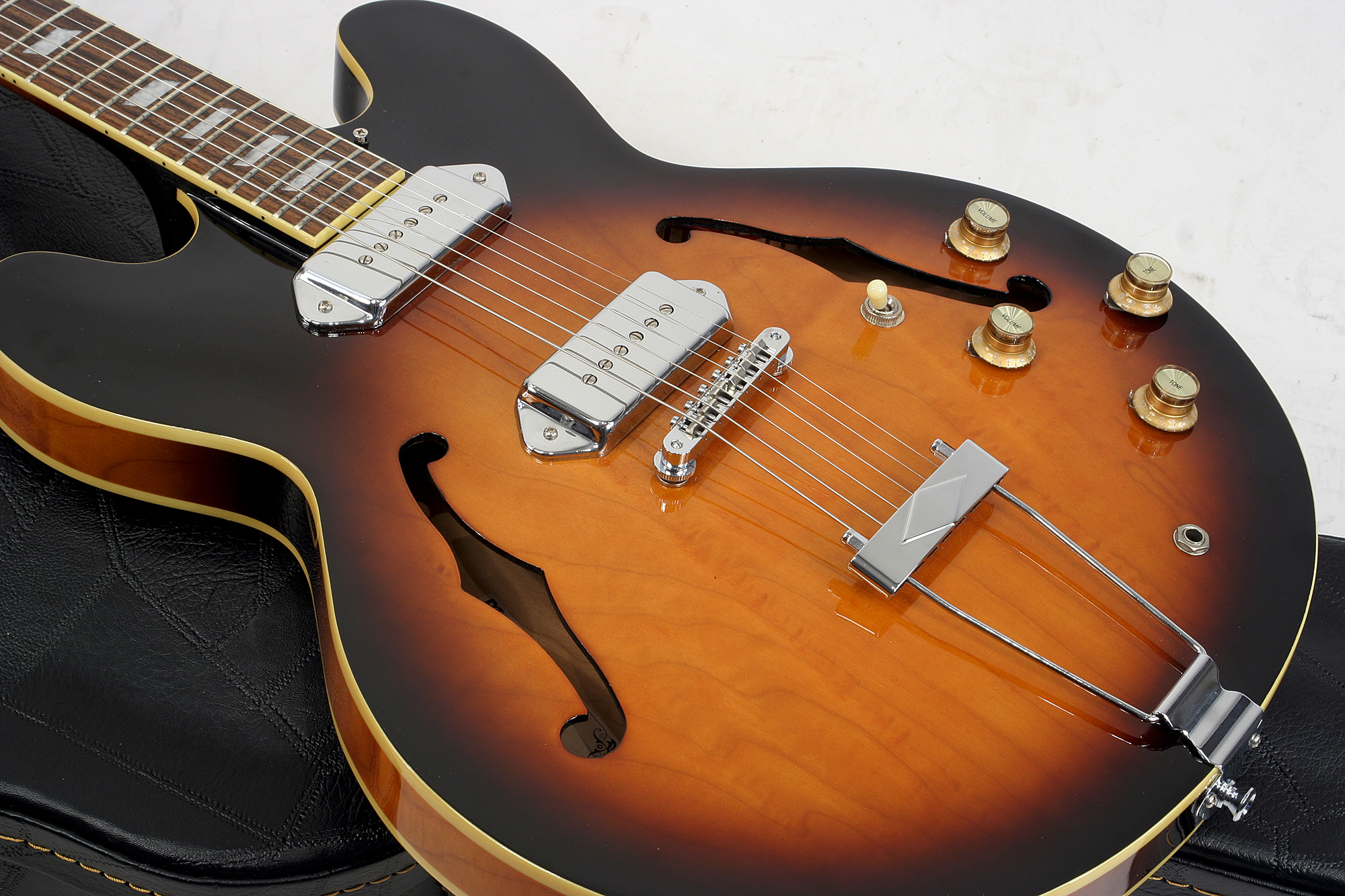 Peerless Songbird Thinline (#pe0905235) - Antique Sunburst - Guitarra eléctrica semi caja - Variation 2