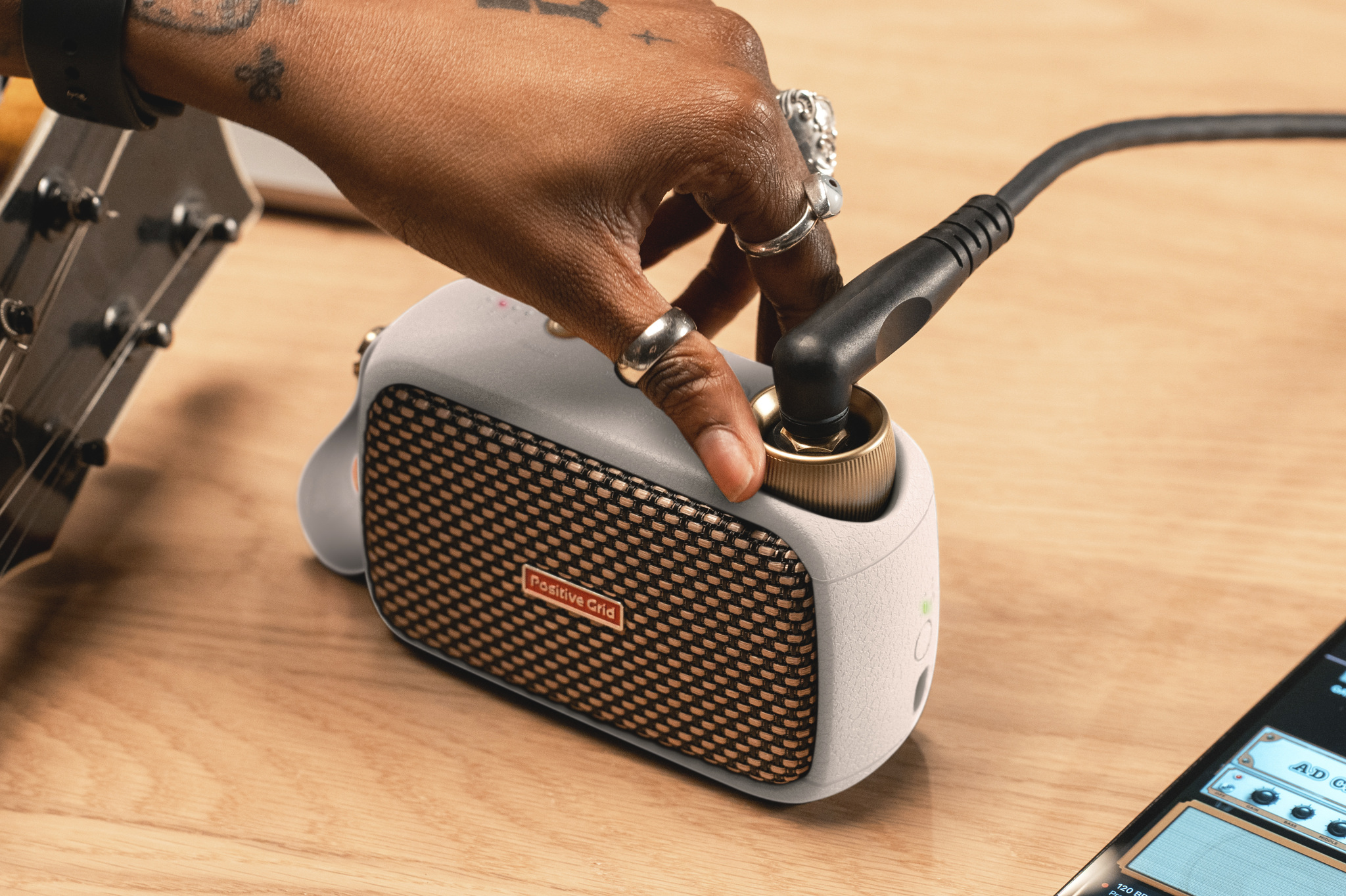 Positive Grid Spark Go Pearl 5w 1x2 - Mini amplificador para guitarra - Variation 2