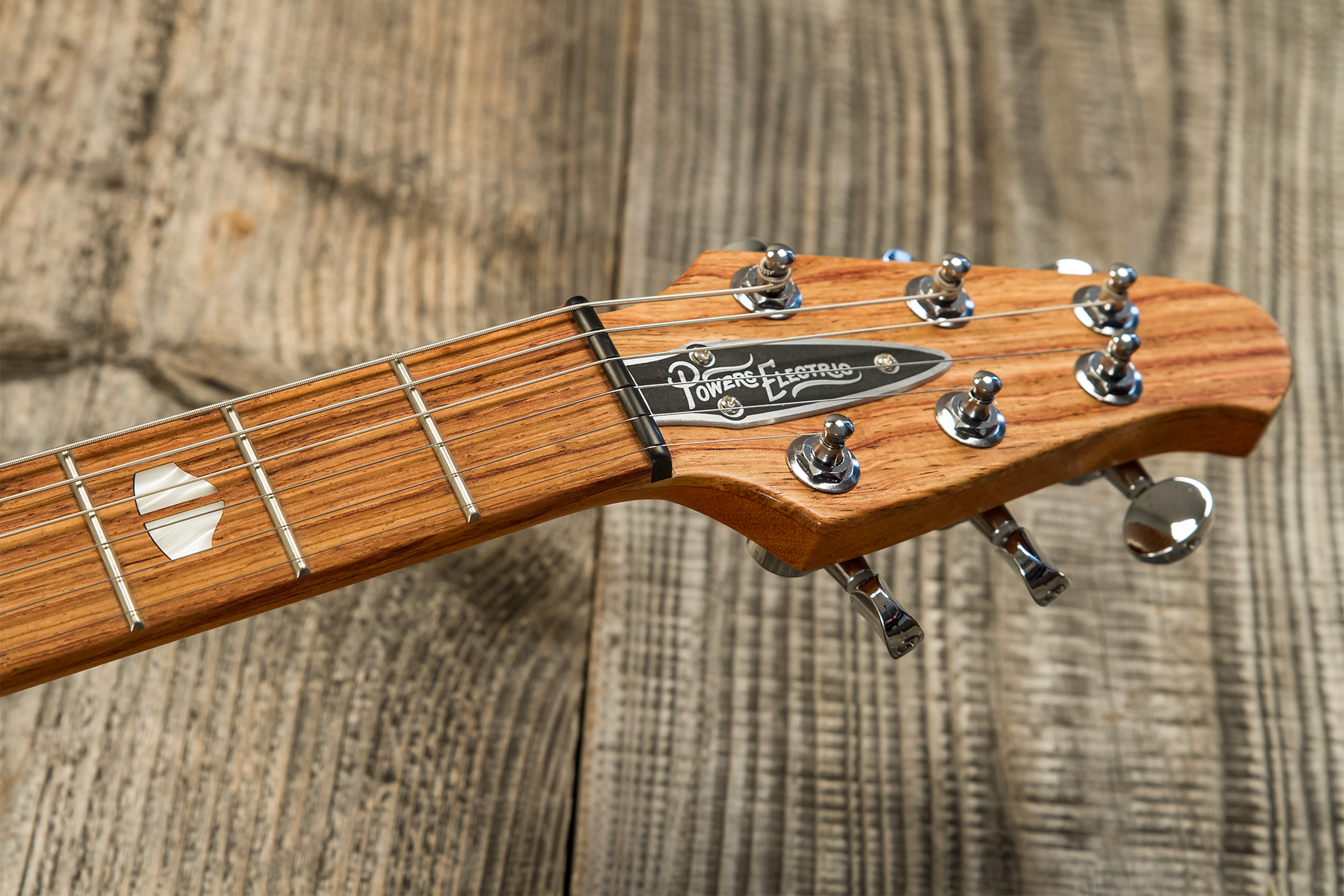 Powers Electric A-type 2s Pf42 Ht Mn #a428 - Creamsicle - Guitarra electrica retro rock - Variation 8