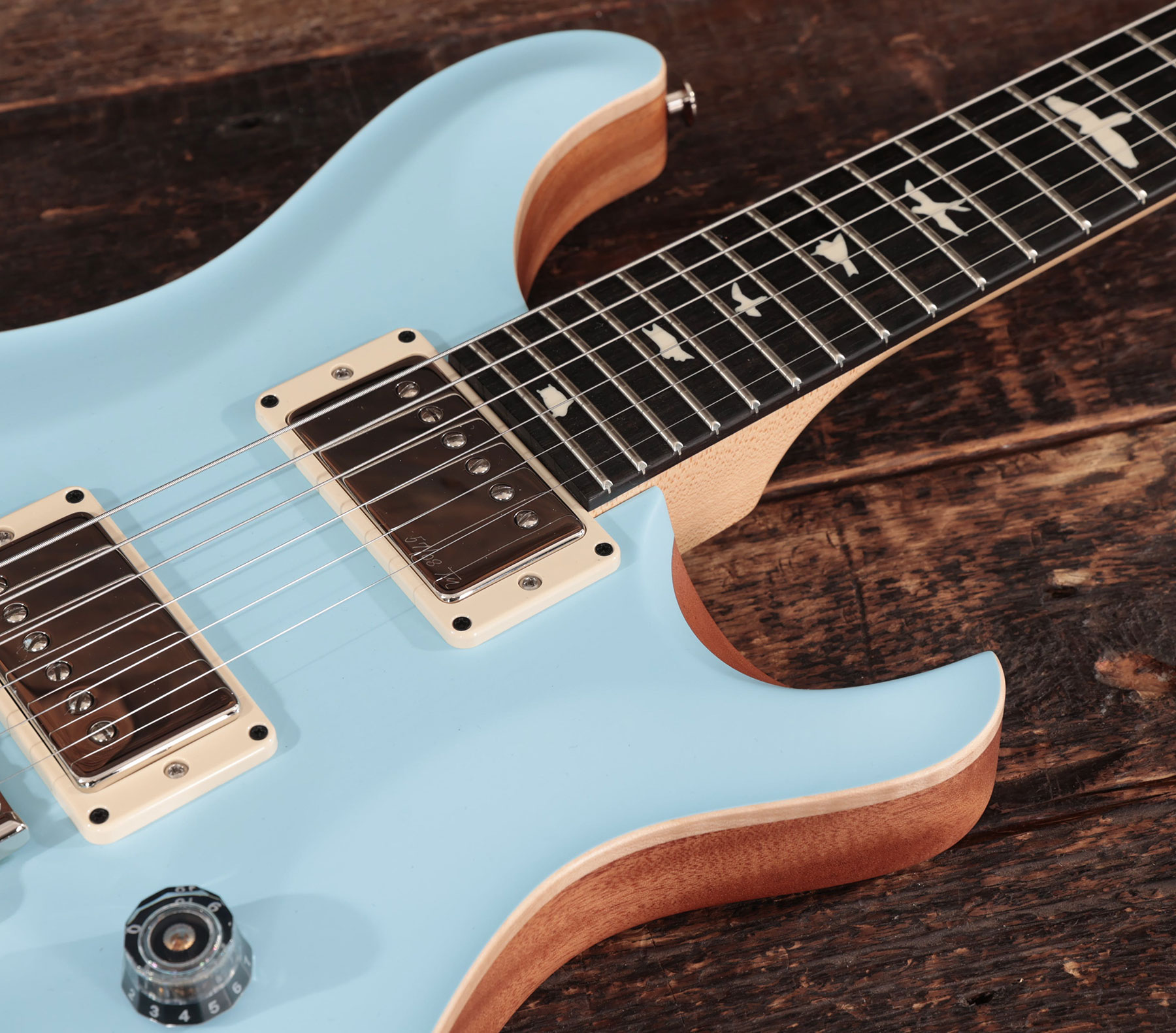 Prs Ce 24 Satin Bolt-on Usa Ltd 2h Trem Rw - Powder Blue - Guitarra eléctrica de doble corte - Variation 2