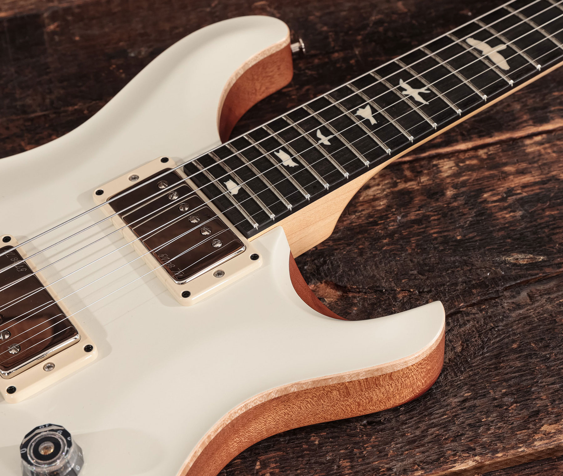 Prs Ce 24 Satin Bolt-on Usa Ltd 2h Trem Rw - Antique White - Guitarra eléctrica de doble corte - Variation 2