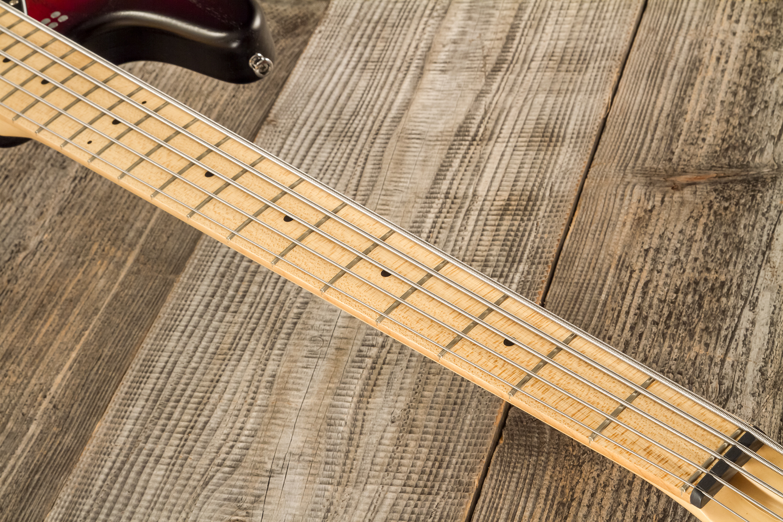 Sandberg California Tm5 Sl Superlight 5c All Active Mn - 3-tone Sunburst - Bajo eléctrico de cuerpo sólido - Variation 5