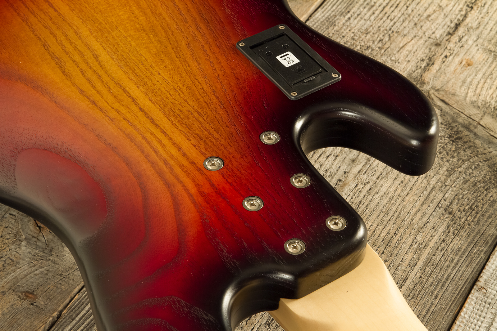Sandberg California Tm5 Sl Superlight 5c All Active Mn - 3-tone Sunburst - Bajo eléctrico de cuerpo sólido - Variation 7