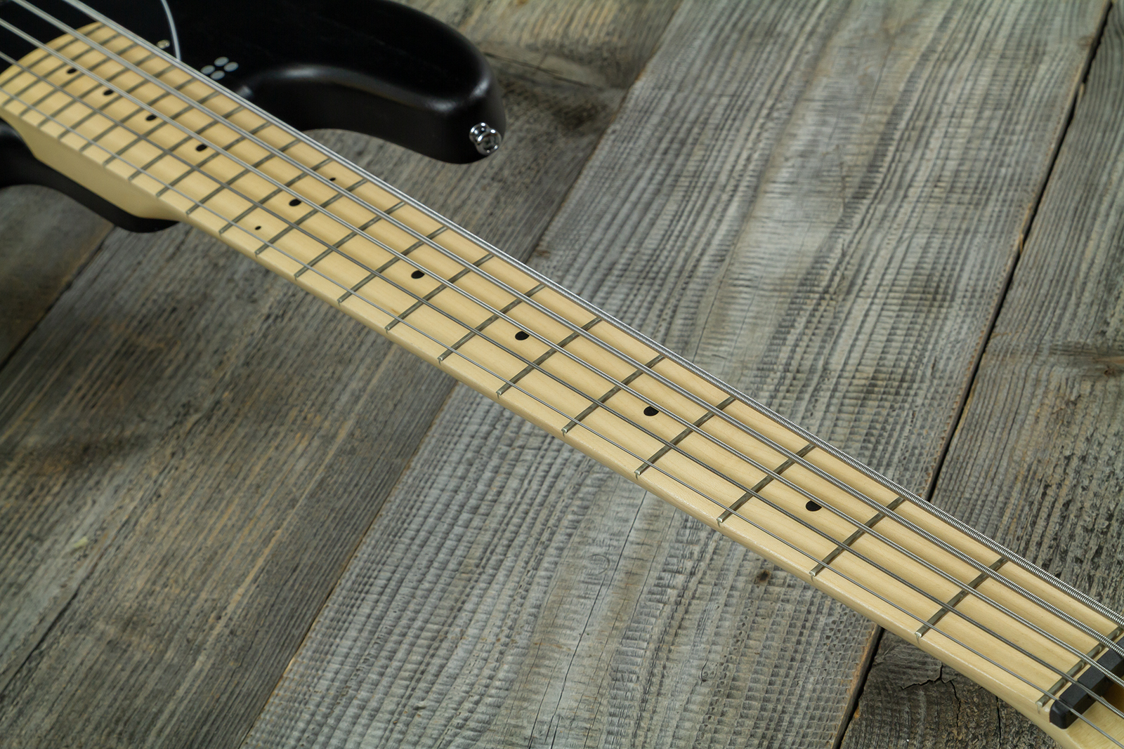 Sandberg California Tm5 Sl Superlight Black Dots Black Pckd 5c All Active Mn - Black Matt - Bajo eléctrico de cuerpo sólido - Variation 7