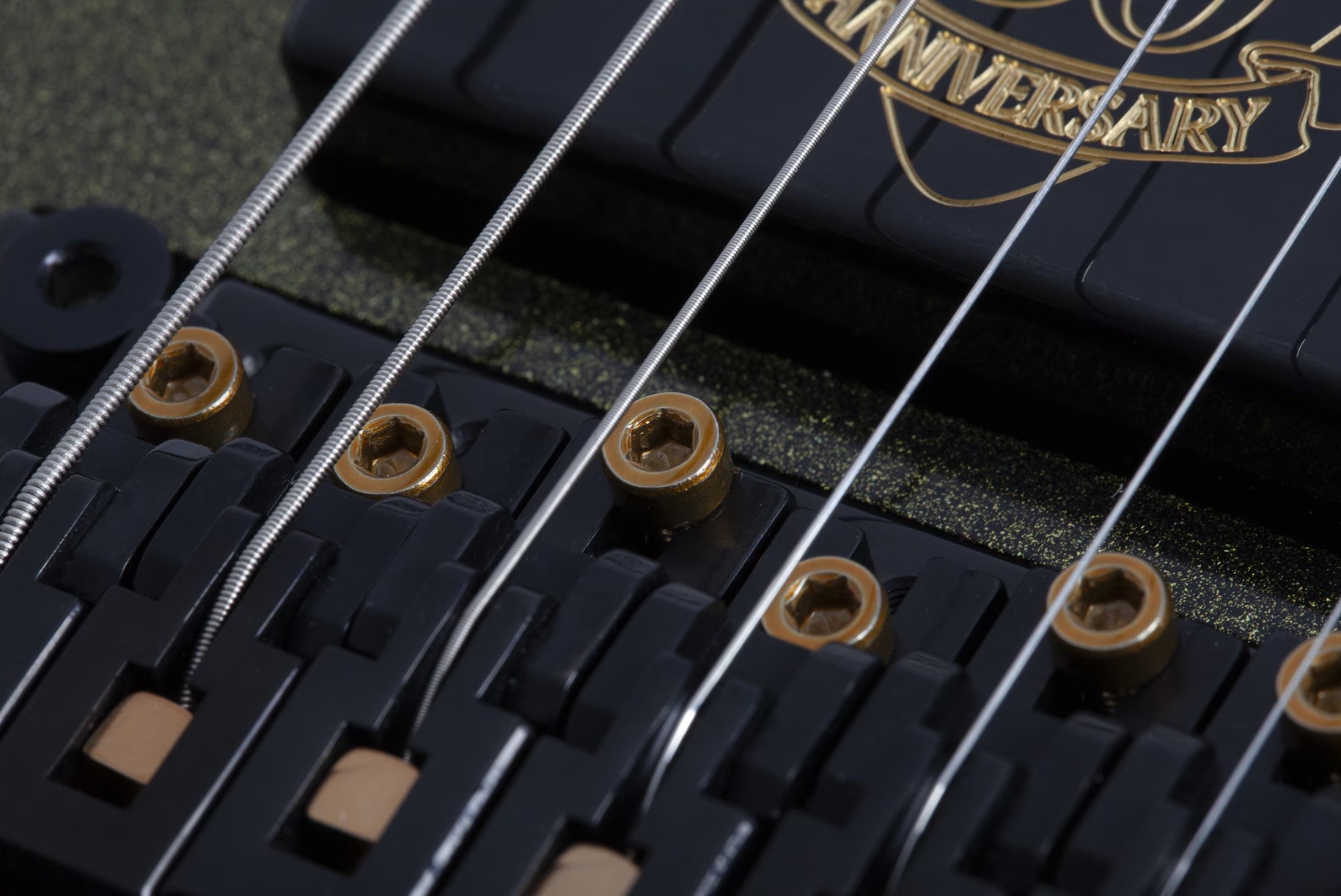 Schecter Avenger Fr-s 50th Ann. 2h Sustainiac Fr Eb - 50th Gold Burst - Guitarra electrica metalica - Variation 6