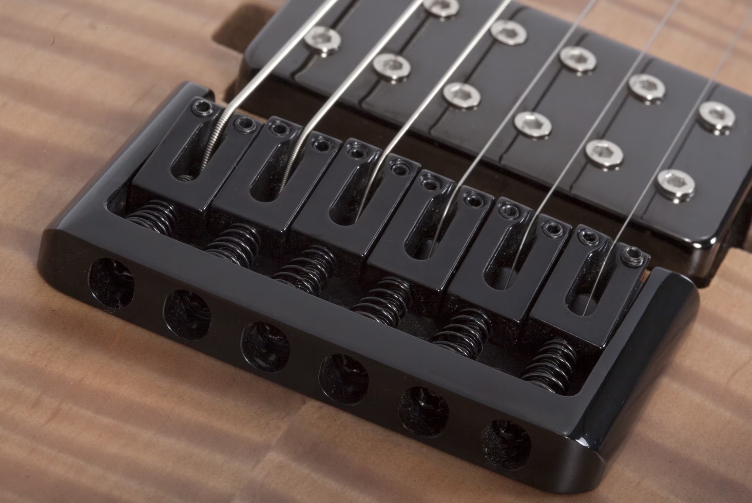 Schecter C1 Standard Plus 2h Ht Eb - Ember Burst - Guitarra eléctrica con forma de str. - Variation 5