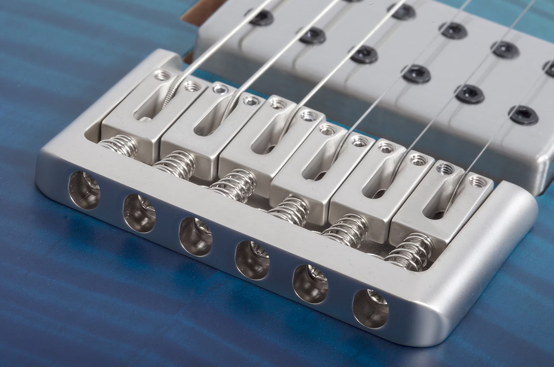 Schecter C1 Standard Plus 2h Ht Mn - Blue Fade - Guitarra eléctrica con forma de str. - Variation 5