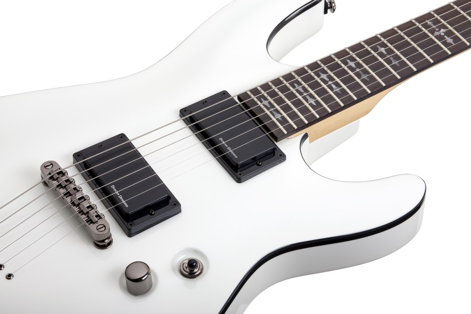 Schecter Demon-6 2h Ht Rw - Vintage White - Guitarra eléctrica con forma de str. - Variation 2