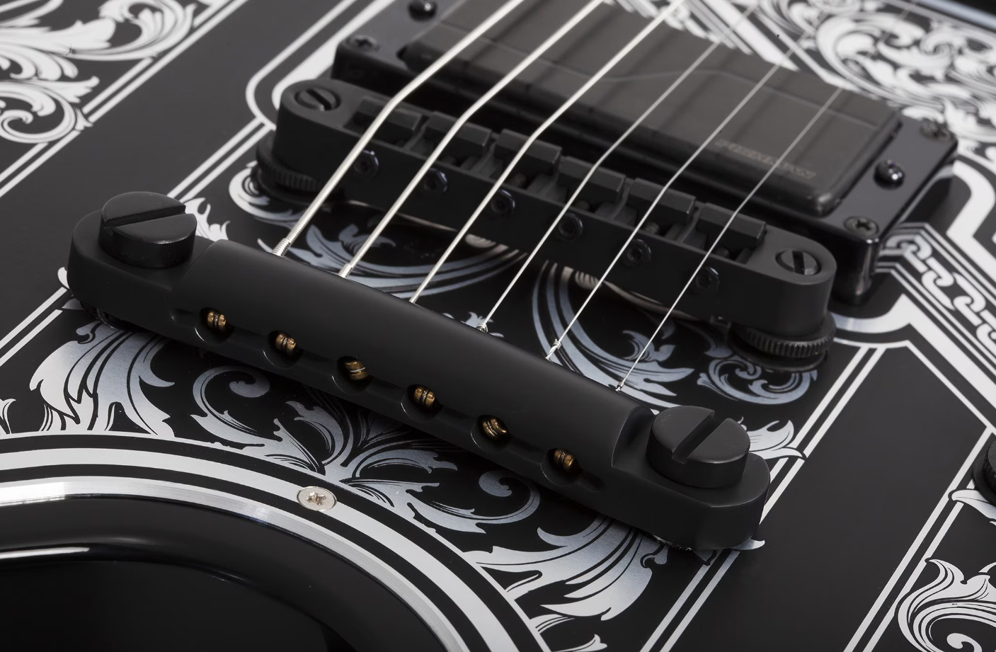 Schecter V1 Pryzm Palladium 2h Fishman Fluence Modern Eb - Gloss Black - Guitarra electrica metalica - Variation 2