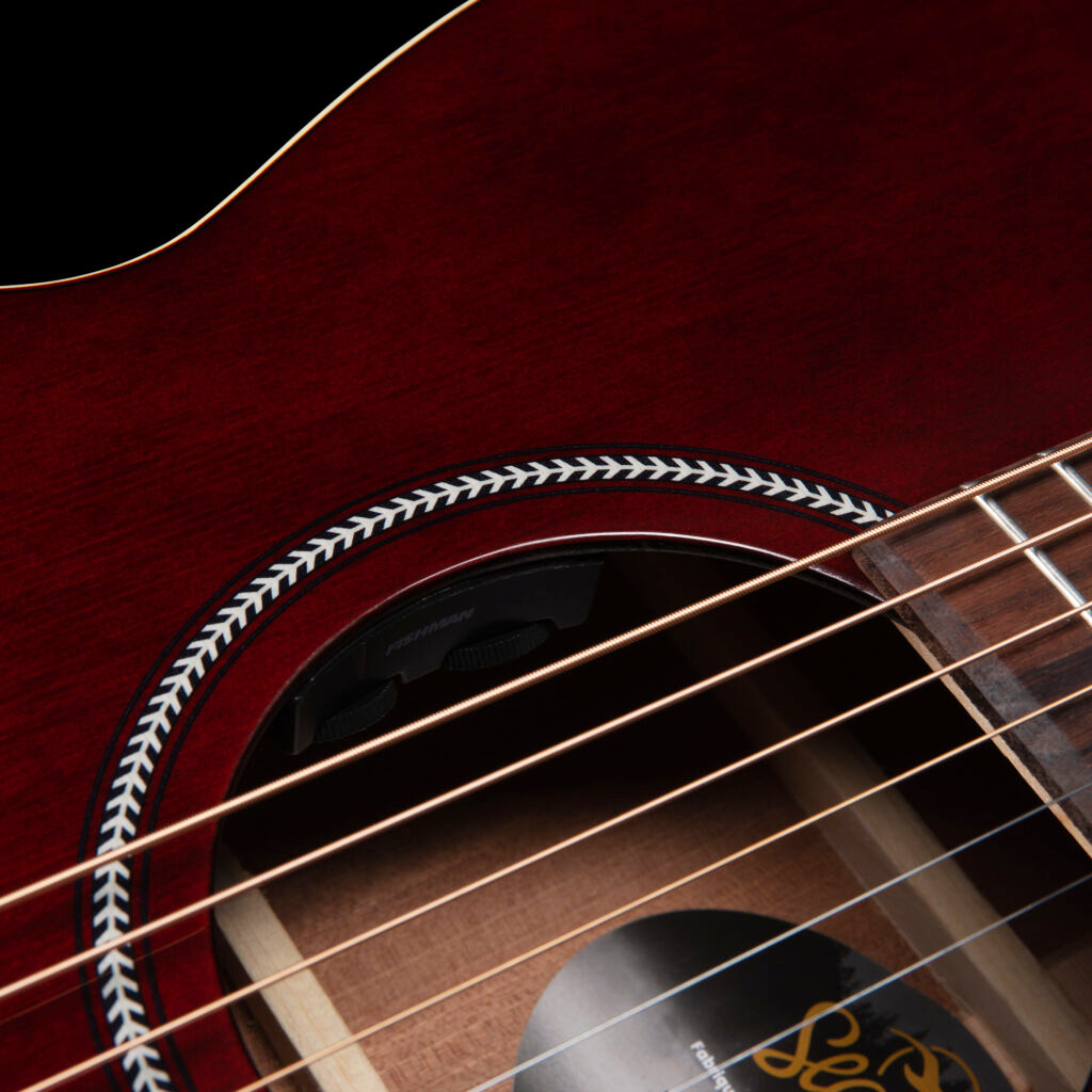 Seagull M6 Ch Eq Ltd Concert Hall Cedre Acajou Rw +housse - Ruby Red Gloss Top - Guitarra folk - Variation 3