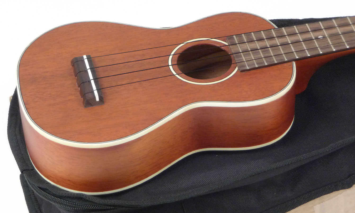 Stagg Us80-se Soprano Tout Acajou + Preamp Rw +housse - Natural Satin - Ukulele - Variation 3